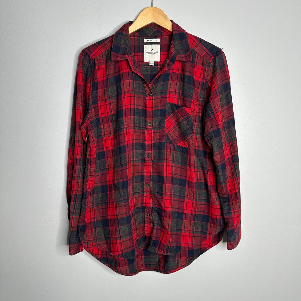 American Eagle Flannel Shirt Womens L Red EUC Cozy Plaid Boyfriend Fit Button Up